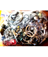 Vintage Over 1 Pound Resellers/ Wearable Jewelry Lot # 11, No Junk - £11.54 GBP