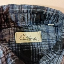 California Shirt Co Men's Blue & Black Flannel Button Up Shirt Measured Chest 43 image 3