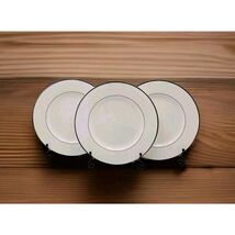 Mikasa Cameo Platinum Dinner Plates 10 3/4&quot; HK301 Set 3 - $39.99