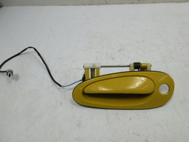 01 Porsche Boxster 986 #1256 Door Handle, Exterior, Left Yellow - £39.01 GBP