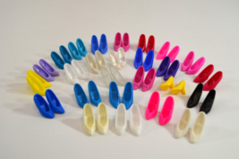 Barbie Doll Closed Toe Pumps &amp; Bow Heels Shoes Lot of 26 China / Unmarked Vtg - £69.59 GBP
