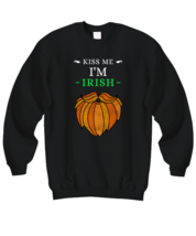 St Patrick&#39;s Day Sweatshirt Kiss Me I&#39;m Irish Black-SS  - £20.50 GBP