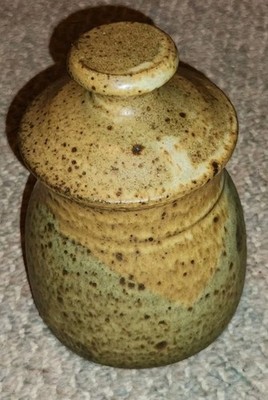 Speckled Stoneware 2 Piece Set Butter Crock With Lid Mold? - $19.99