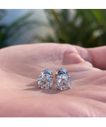 Authenticity Guarantee

3.00 Cts Total E/F VS Clarity 14K White Gold Ear... - €3.039,51 EUR