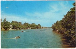 Postcard Scenic Nottawasaga River Wasaga Beach Ontario - £3.10 GBP