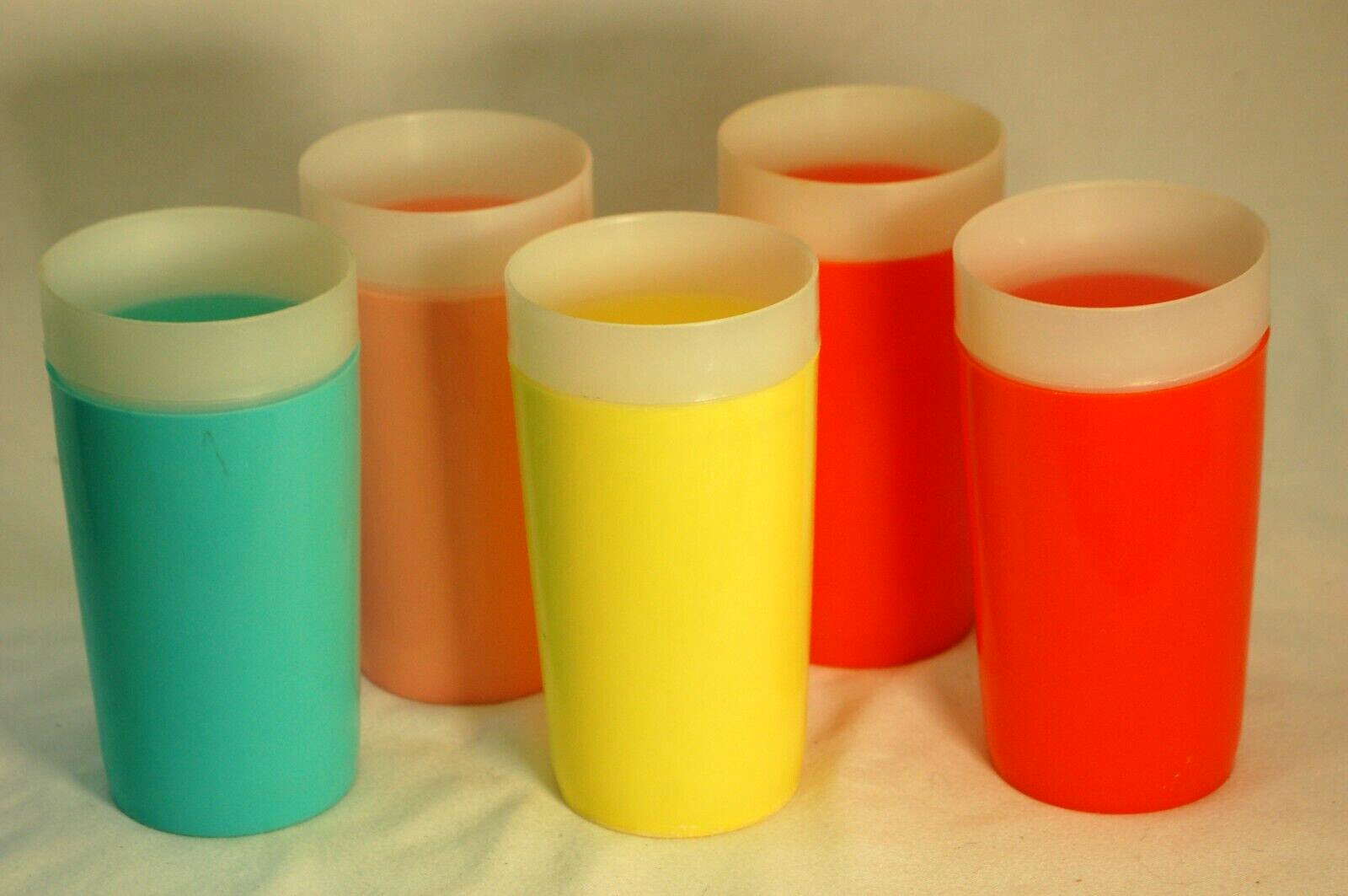 Beacon Plastics Tumbler Cups 10 oz. Set of 5 Vintage - $21.77