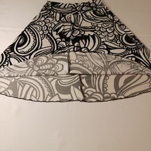 Jonathan Martin Women's Black & White Floral Skirt Size M Measured Waist 28" image 7
