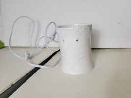 White Ceramic Scentsy Lamp Intertek No Top - £23.49 GBP