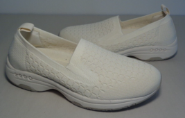 Easy Spirit Size 5 M TECH 2 Light Natural Sneakers Loafers New Women&#39;s Shoes - £85.94 GBP