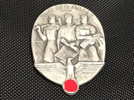 Badge &quot;Tag Der Arbeit&quot; 1935. Germany. Reich . - $34.00