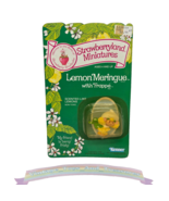 VINTAGE STRAWBERRYLAND MINIATURES STRAWBERRY SHORTCAKE LEMON MERINGUE w ... - $3,457.55 MXN
