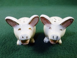 Vintage Salt &amp; Pepper Shakers ~ White Porcelain Pigs w/Pink Ears, Gold Trim - £15.62 GBP