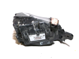 11-12-13  HYUNDAI  ELANTRA US BUILT / ENGINE BAY/  FUSE/RELAY/BOX image 4
