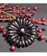 Black flower brooch vintage - €19,09 EUR