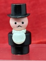 Vintage Fisher Price Little People Mayor Ringmaster Top Hat Black Wood Base  - £6.32 GBP