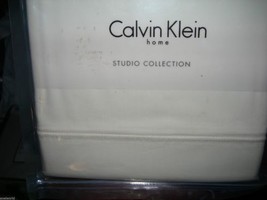 Calvin Klein &quot;Classic Cord Sheeting &quot; 2PC King Pillowcases Cream Bnip - £54.43 GBP