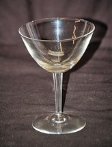 Classic Style Crystal Long Stem Martini Glass Elegant &amp; Clear Unknown Maker - £7.08 GBP