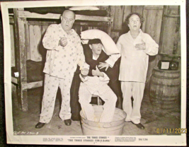Three Stooges (Orig,Vintage 8X10 Photo) Classic - £98.90 GBP