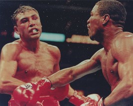 Sugar Shane Mosley Beats Oscar De La Hoya 8X10 Photo Boxing Picture - £3.94 GBP