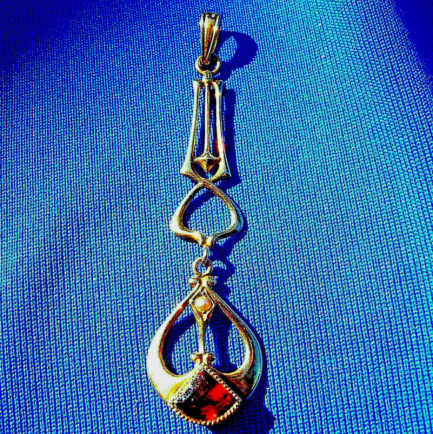 Amazing Antique Art Nouveau Garnet Pearl Pendant Elegant 10k Gold Medallion Item image 4
