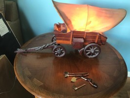 Vintage  WESTERN Wood Covered Wagon TV Table Lamp Draw Hitch Switch 24&quot; L - £75.17 GBP