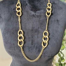 Vintage Ann Taylor Necklace Gold Tone Paved Rhinestone Links Long Chain - £19.54 GBP