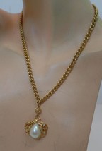 Vintage AVON Faux Pearl Bug/Scarab Goldtone Necklace &amp; Pendant 18&quot; - £15.58 GBP
