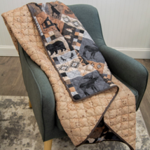 Donna Sharp Kila Quilted Throw Blanket Lodge Cozy Log Cabin Bear Moose Brown Tan - £22.38 GBP