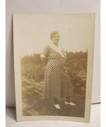 old vintage Black &amp; white B&amp;W Photo: A Proud Lady - £1.97 GBP