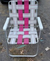 Vintage Outdoor Aluminum Folding Webbed Lawn Chair White Pink - £29.70 GBP