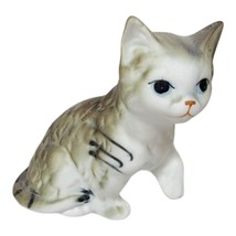VTG ~ 1984 Enesco White Grey Porcelain Kitty Figurine Playing Figurine - $19.39