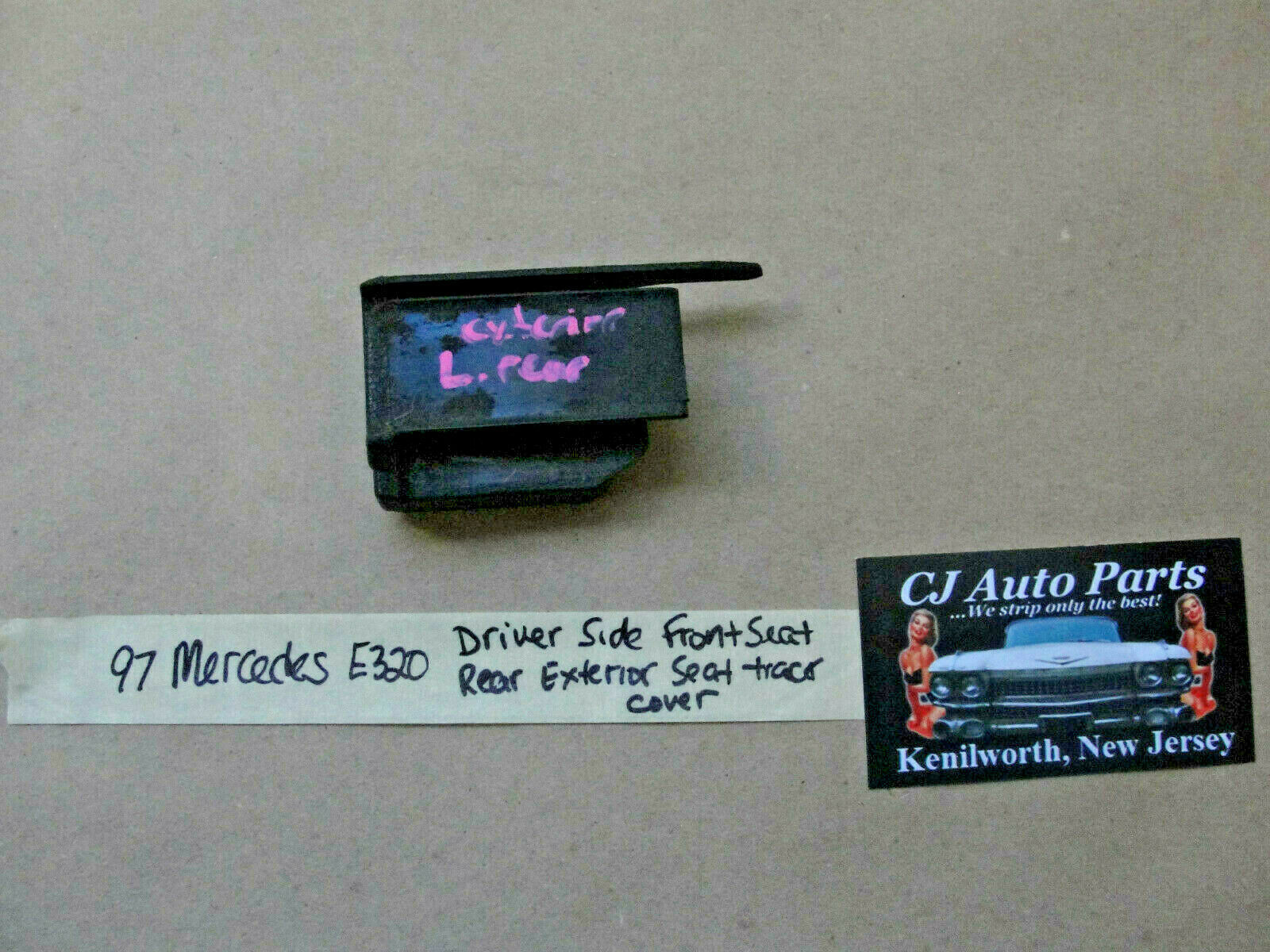 1997 97 Mercedes E320 W210 LEFT FRONT SEAT REAR OUTSIDE SEAT TRACK COVER TRIM - $14.84