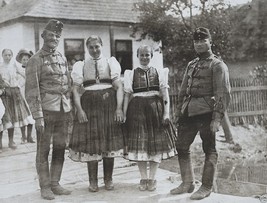 Hungarian Soldiers Troops Sweethearts Wives 1915 WWI 8x10 World War I Photo - £7.02 GBP