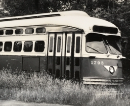 Port Authority Pittsburgh Railways PAAC PRT #1793 PCC Streetcar Trolley Photo - £7.57 GBP