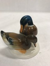 Vintage HUTSCHENREUTHER SELB GERMAN POTTERY Duck 3 by 3 inch marked - £46.92 GBP