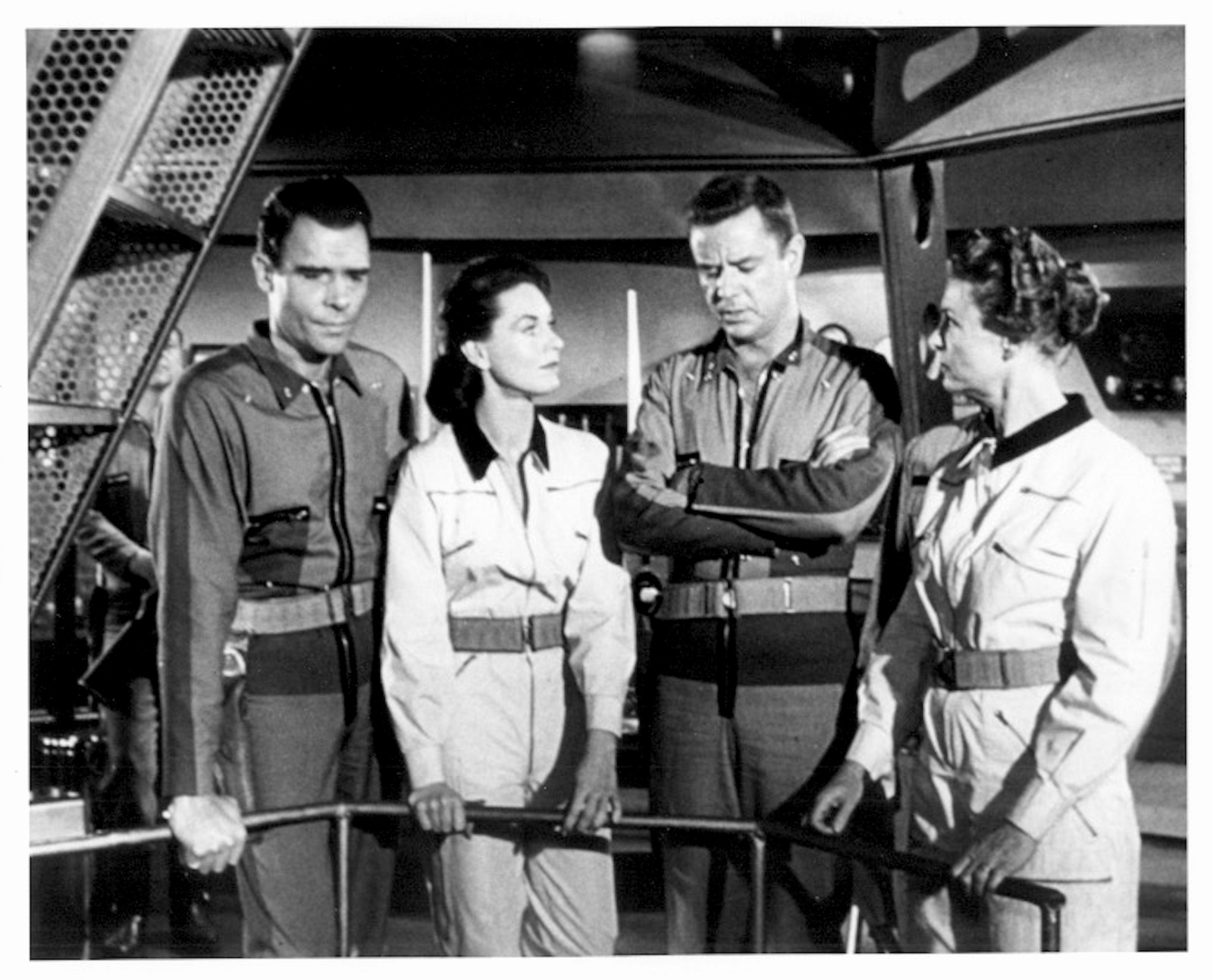 1958‘s IT! THE TERROR FROM BEYOND SPACE crew confab b/w 8x10 scene - $6.99