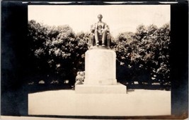 Abraham Lincoln Statue Grant Park Chicago African American Women Postcard X2 - £15.94 GBP