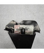 2015 - 2017 2018 2019 Toyota Corolla Mount Bracket 57106-02030 New Genui... - $30.40 CAD