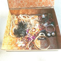 VINTAGE SUNSHINE BISCUIT TIN WITH SEVERAL VINTAGE PIECES OF COSTUME JEWELRY - $17.99