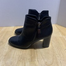 ALEX MARIE Ankle Women Booties Black Leather Side Zipper Size 6M - $440.50 MXN