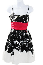 B Darlin Juniors  Floral Black White Party Dress Size 3/4 - £22.57 GBP