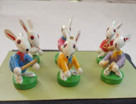 Easter Bunnies Authentic Erzgebirge Set of 6 Band Playing Instruments Ra... - $88.11