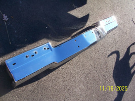1991  1990 1992 BROUGHAM FRONT BUMPER CENTER FACE BAR  &amp; REINFORCEMENT O... - $10,076.29 MXN