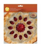 Wilton Sunflower Pie Cutter Metal Silver - £9.87 GBP