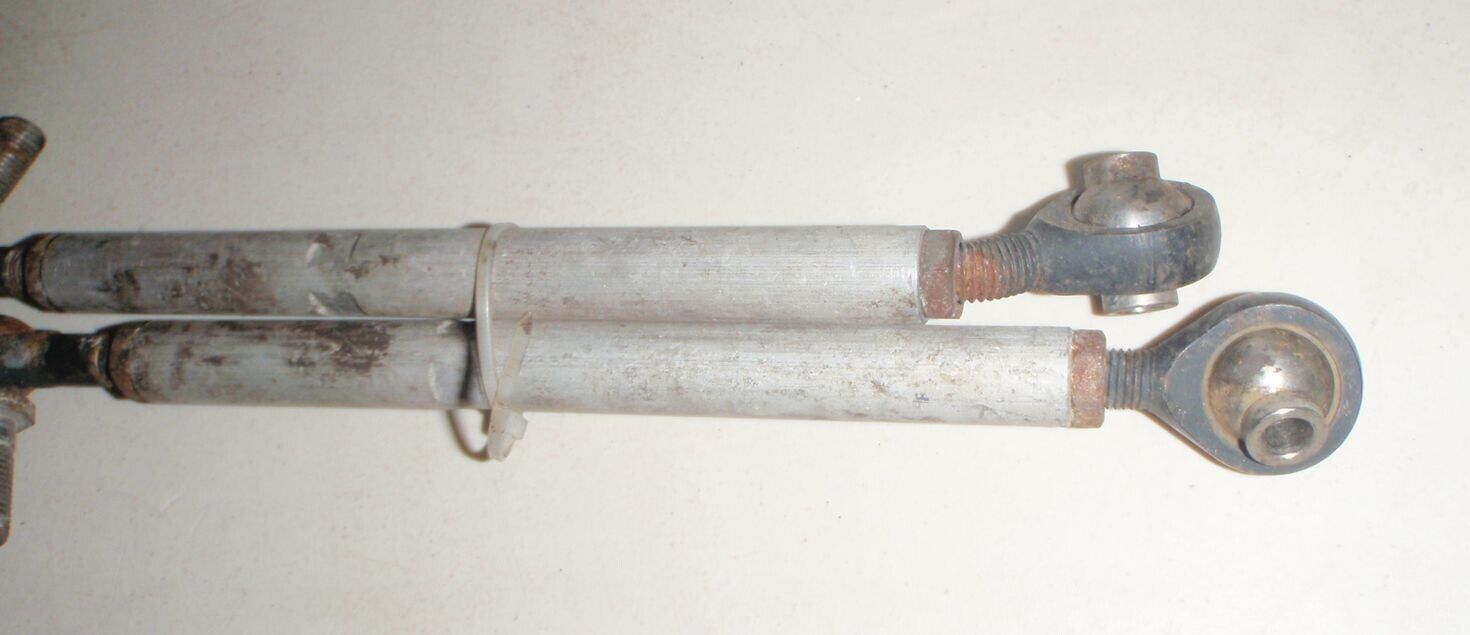 1998 Ski Doo Mach Z 800 Set Of Right Left Tie Rods Steering Arms - $17.88