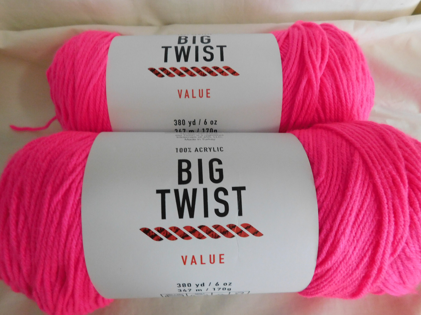 Big Twist Value lot of 2 Hot Pink Dye Lot 649592 - $12.99