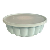 Vintage Tupperware Jel-N-Serve Jello Ring Mold Ice Mint Green - $14.00