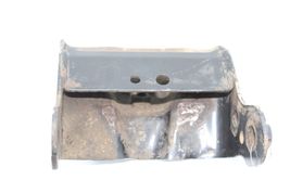 01-10 CHEVY SILVERADO 2500HD 6.6L ENGINE MOUNT BRACKET Q7018 image 5