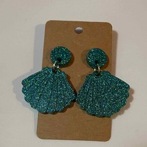 Handmade epoxy resin seashell earrings - teal holographic glitter - £4.89 GBP