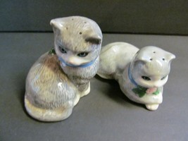 Grey White Kitty Cat Salt & Pepper Shakers Made USA Treasure Craft Large - $21.04